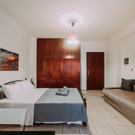 Appartamento House In The Center Kalamata Esterno foto